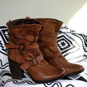 Steve Madden Brown Leather Boots